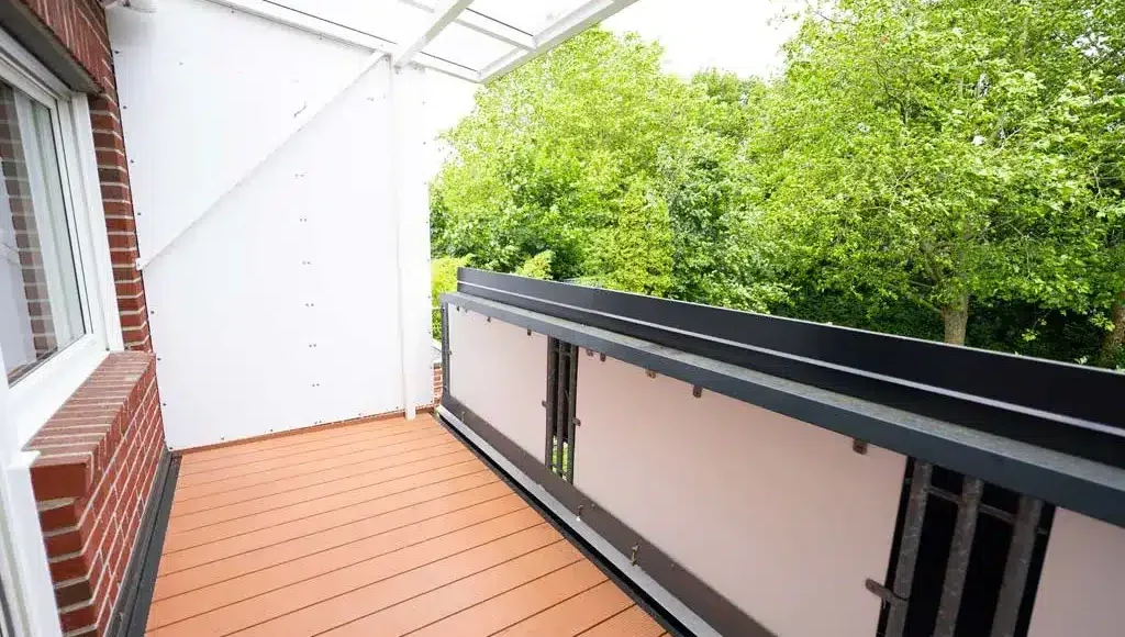 Oppenhome Immobilien - Erstbezug nach hochwertiger Komplettsanierung in Senden (Balkon Aussicht)