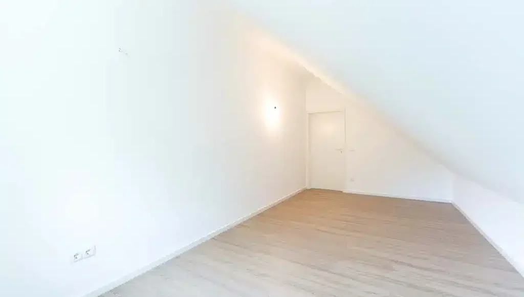 Oppenhome Immobilien - Erstbezug nach hochwertiger Komplettsanierung in Senden (Büro)